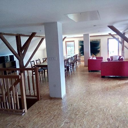 Hostinec U Janatu S Ubytovanim Cestin Bagian luar foto