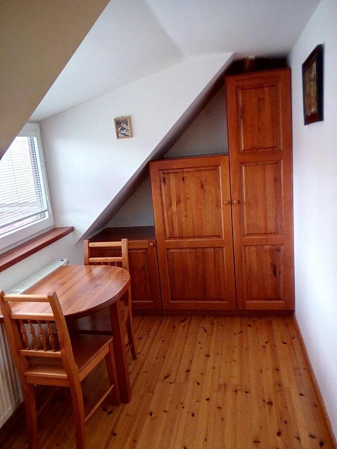Hostinec U Janatu S Ubytovanim Cestin Bagian luar foto